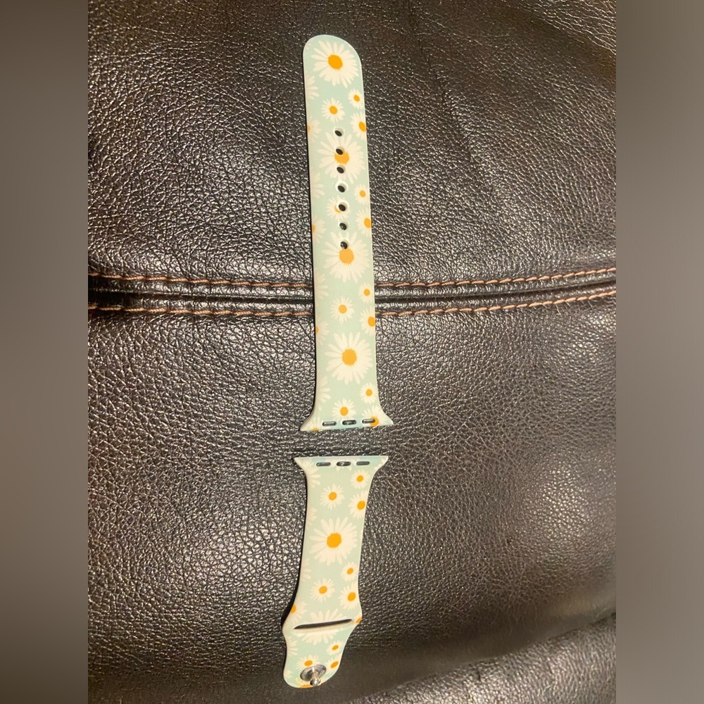 Daisy Apple Watch band